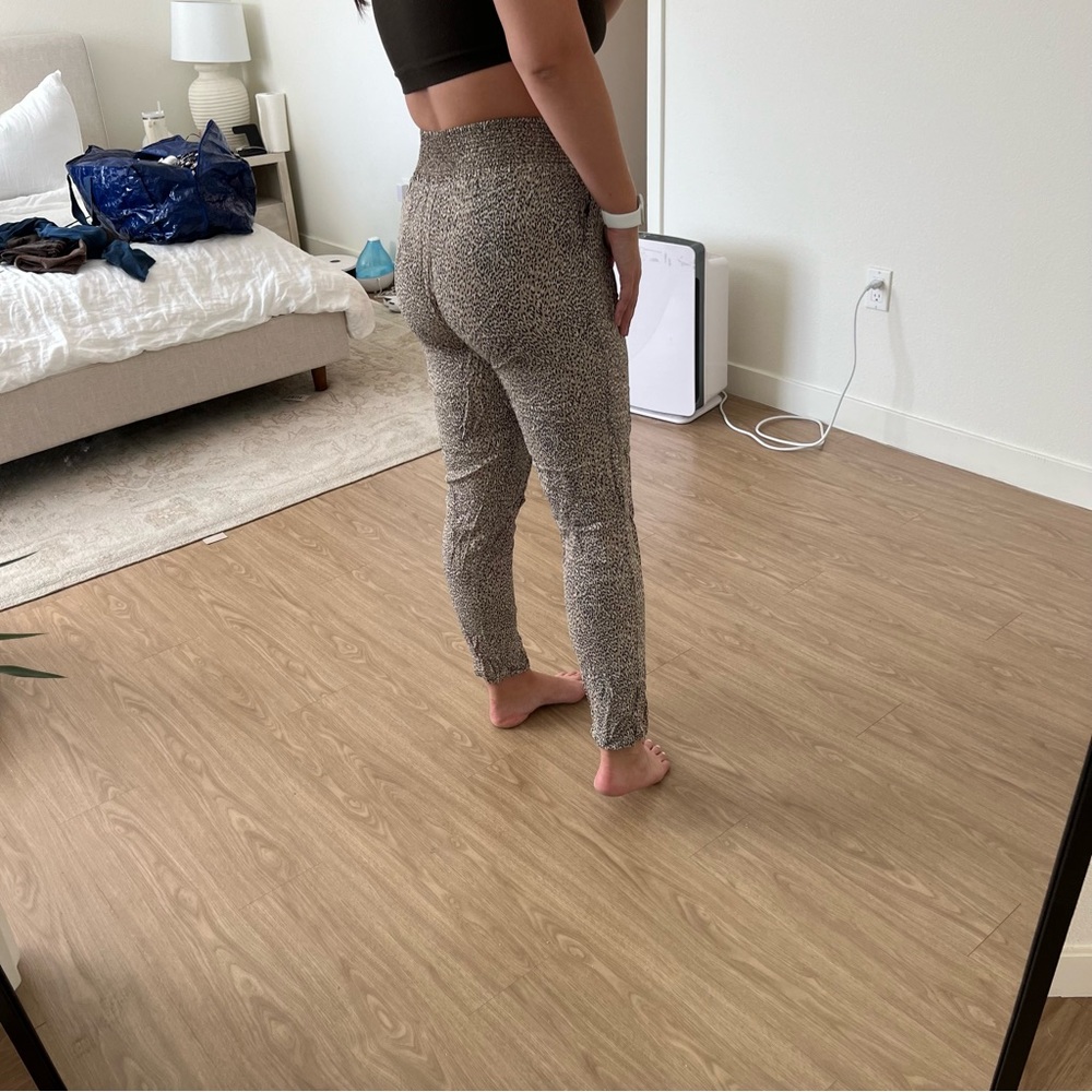 Blue Life | leopard cheetah print pants - Picture 2 of 5